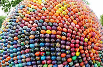 pysanky, hermosos huevos de Pascua de colores ucranianos