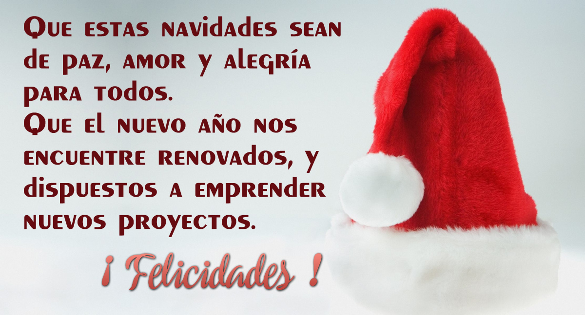 Foto con un gran sombrero de Papá Noel y una tarjeta de felicitación con mensaje: mayo de 2026 te trae felicidad y éxito, éxito en tus proyectos y realización de tus sueños.